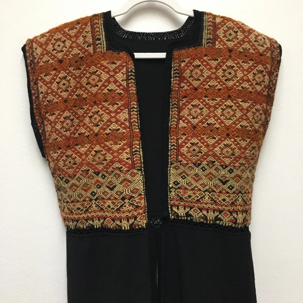 Long Line Vest + Scarf Medium Brown Black